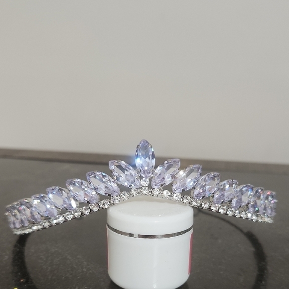 Silver Crystal Hair Accessory with Ornate Detailing main image 4